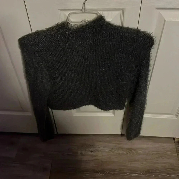 Wild Fable Cropped Sweater - Picture 3 of 4